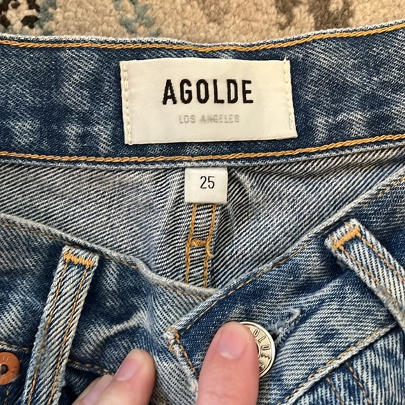 Agolde Dee Short in Riccochet - Picture 3 of 6